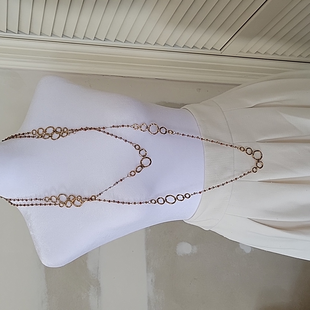 Loop necklace, gold - Picture 3 of 3